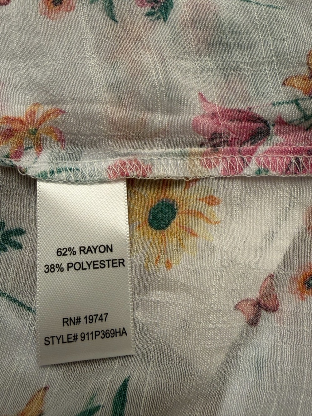 Floral Lightweight top - Picture 6 of 8